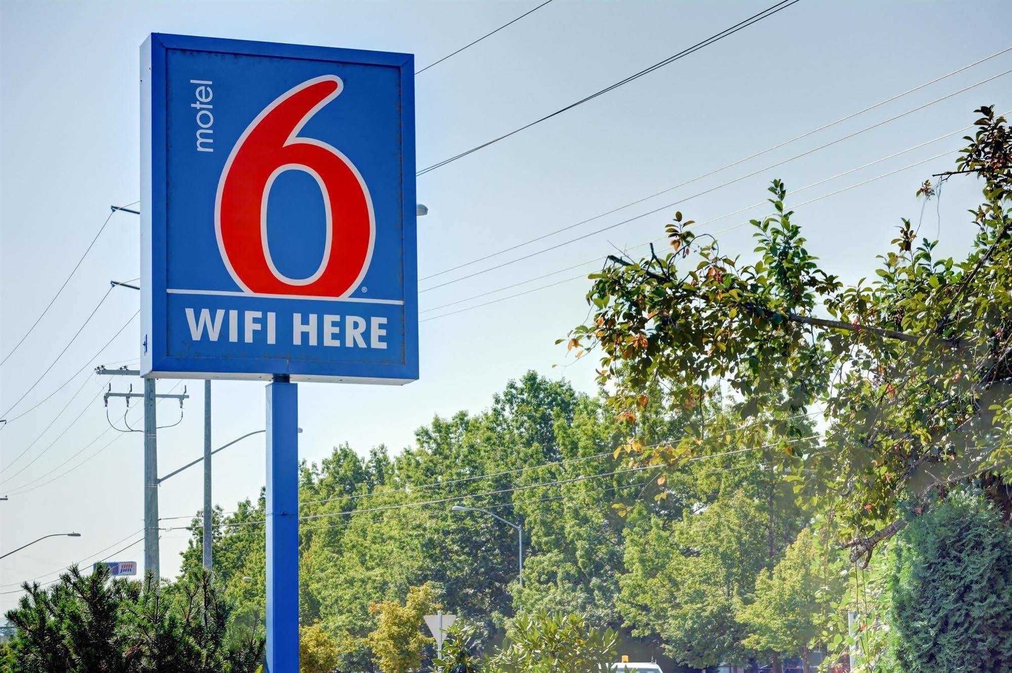 Motel 6-Springfield, Or - Eugene North Екстер'єр фото